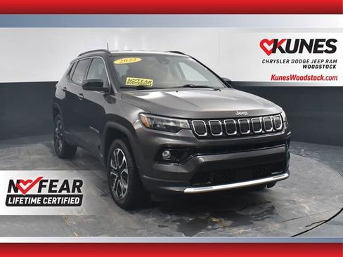 Used 2022 Jeep Compass Limited image 1