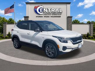 Used 2023 Kia Seltos S AWD/4WD video 1