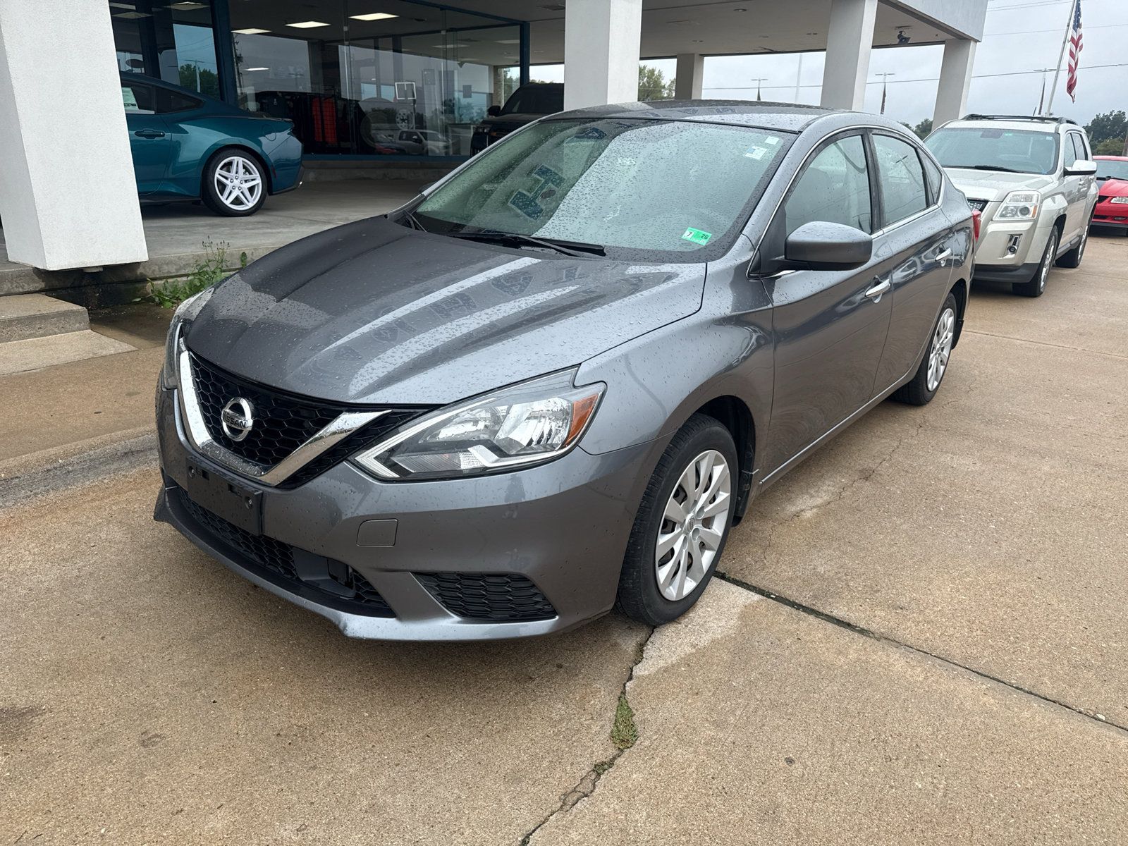 Used 2019 Nissan Sentra S FWD image 3