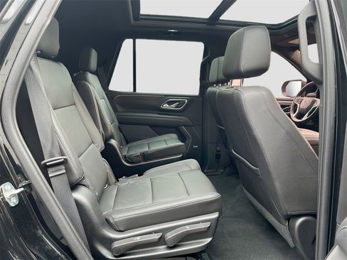 Used 2021 Chevrolet Tahoe Z71 w/ Z71 Signature Package image 27