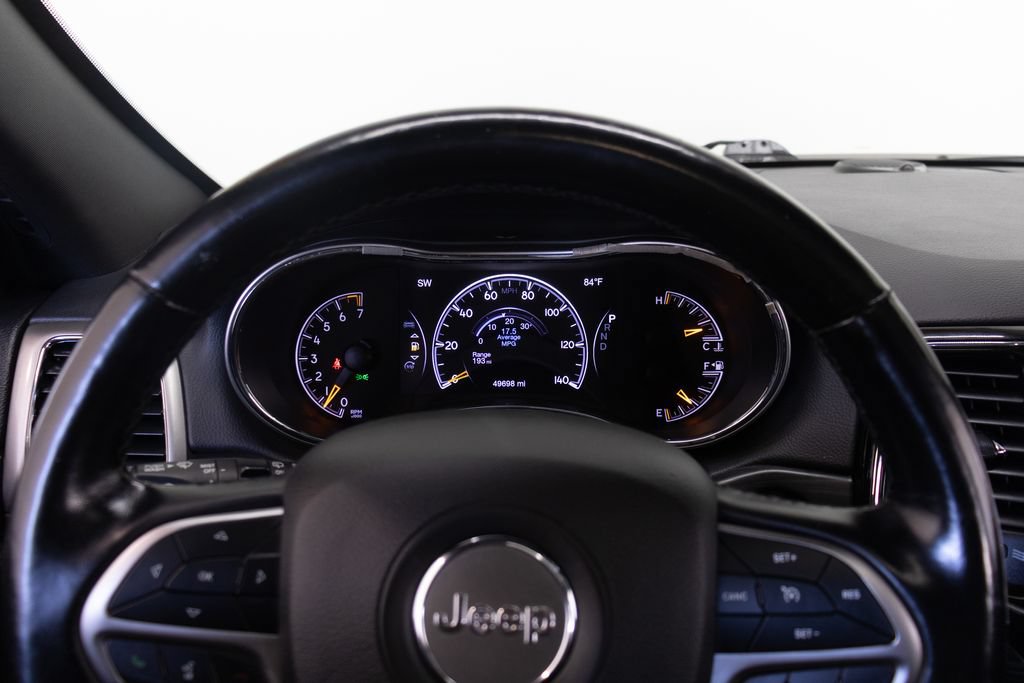 Used 2021 Jeep Grand Cherokee Laredo X AWD/4WD image 28