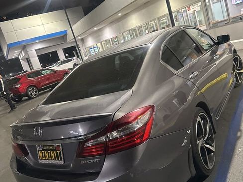 Used 2016 Honda Accord Sport image 12