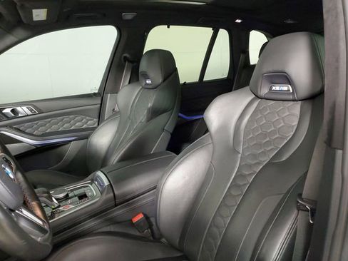 Used 2020 BMW X5 M Competition w/ Executive Package image 23