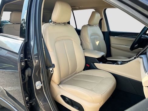 Certified 2022 Jeep Grand Cherokee Limited RWD image 28