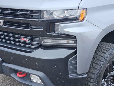 Used 2020 Chevrolet Silverado 1500 LT Trail Boss AWD/4WD image 8