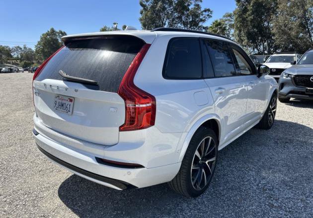 Used 2023 Volvo XC90 T8 Ultimate w/ Lounge Package AWD/4WD image 3