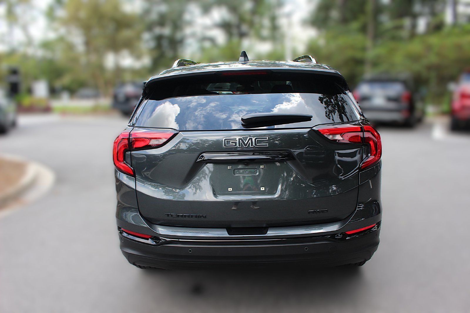 Used 2021 GMC Terrain SLE w/ Driver Convenience Package AWD/4WD image 7