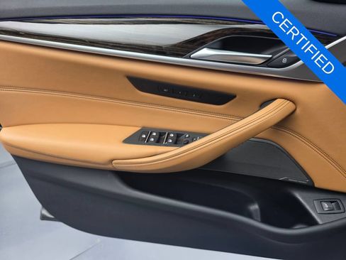 Used 2023 BMW 530i w/ Premium Package RWD image 26
