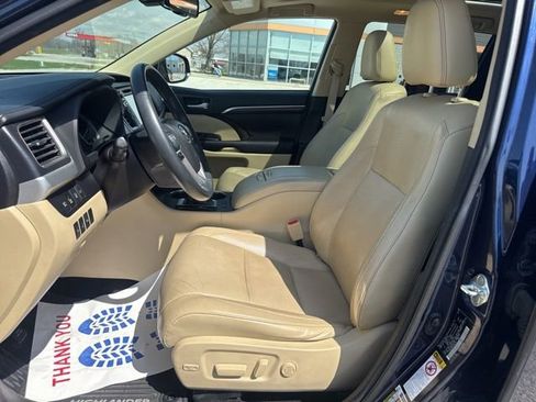 Used 2016 Toyota Highlander Limited Platinum AWD/4WD image 9