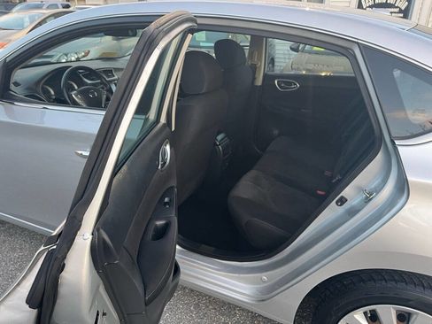 Used 2015 Nissan Sentra SV w/ Navigation Package image 15