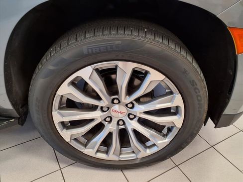 Used 2021 GMC Yukon Denali image 8