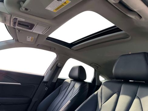 Used 2024 Acura Integra image 11