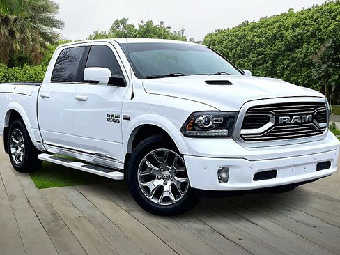 Used 2018 RAM 1500 Limited image 11