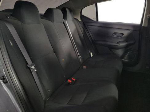Used 2024 Nissan Sentra S FWD image 17
