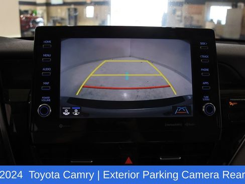 Used 2024 Toyota Camry SE w/ Cold Weather Package FWD image 19