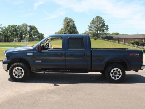 Used 2005 Ford F250 Lariat AWD/4WD image 8