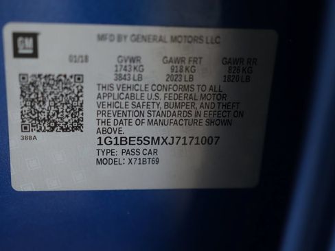 Used 2018 Chevrolet Cruze LT w/ Convenience Package FWD image 34