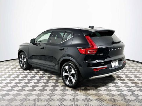 Used 2025 Volvo XC40 B5 Core w/ Protection Package Premier image 5