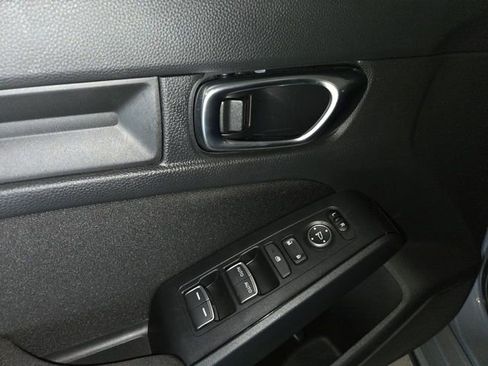 Used 2025 Honda Civic Sport image 13