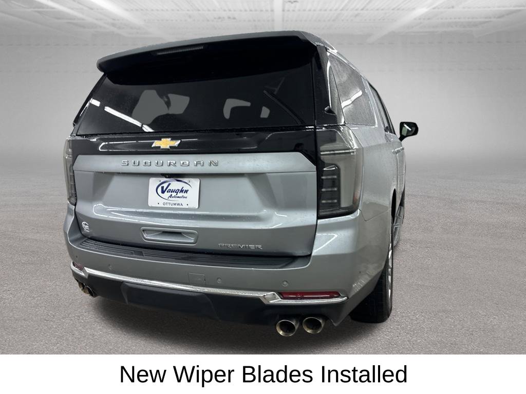 Used 2025 Chevrolet Suburban Premier AWD/4WD image 13