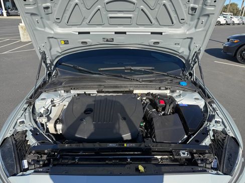 Used 2024 Volvo S60 B5 Plus image 20