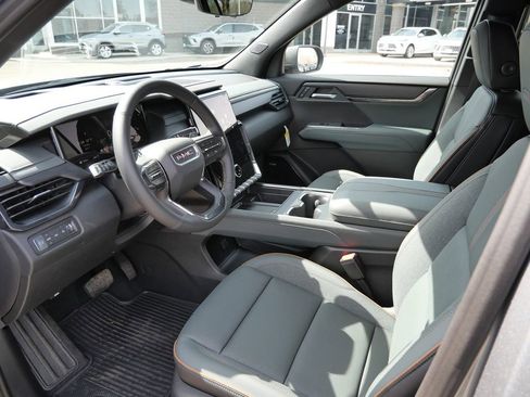 New 2026 GMC Acadia AT4 w/ Luxury Package AWD/4WD image 37