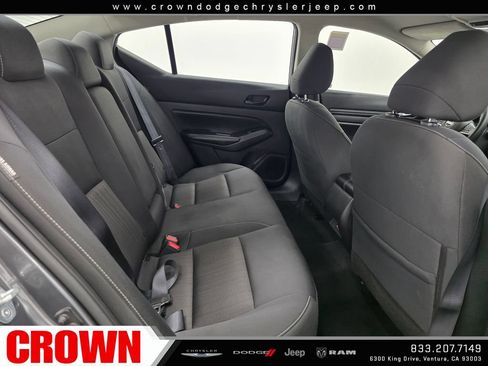 Used 2024 Nissan Altima 2.5 SV FWD image 15