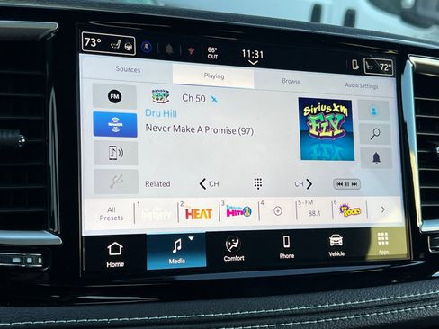 New 2026 Chrysler Pacifica Select image 19