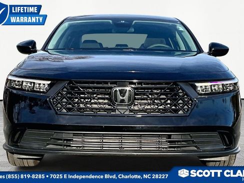 Used 2024 Honda Accord EX image 2