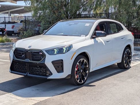 New 2026 BMW X2 M35i w/ Technology Package AWD/4WD image 2