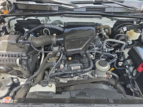 Used 2018 Toyota Tacoma SR w/ SR Convenience Package RWD image 31