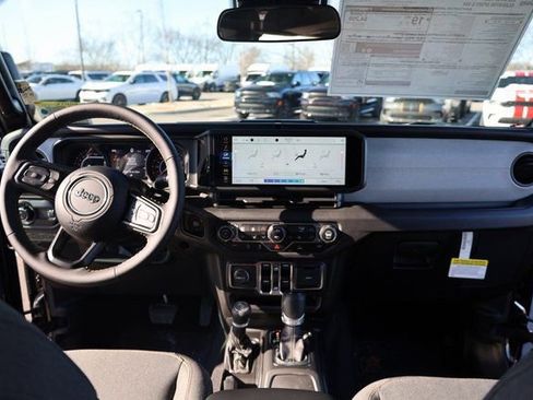 New 2025 Jeep Gladiator Sport image 19