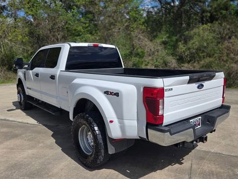 Used 2020 Ford F350 XLT image 3