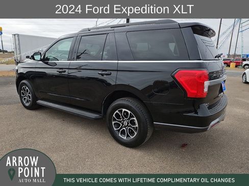 Used 2024 Ford Expedition XLT image 8