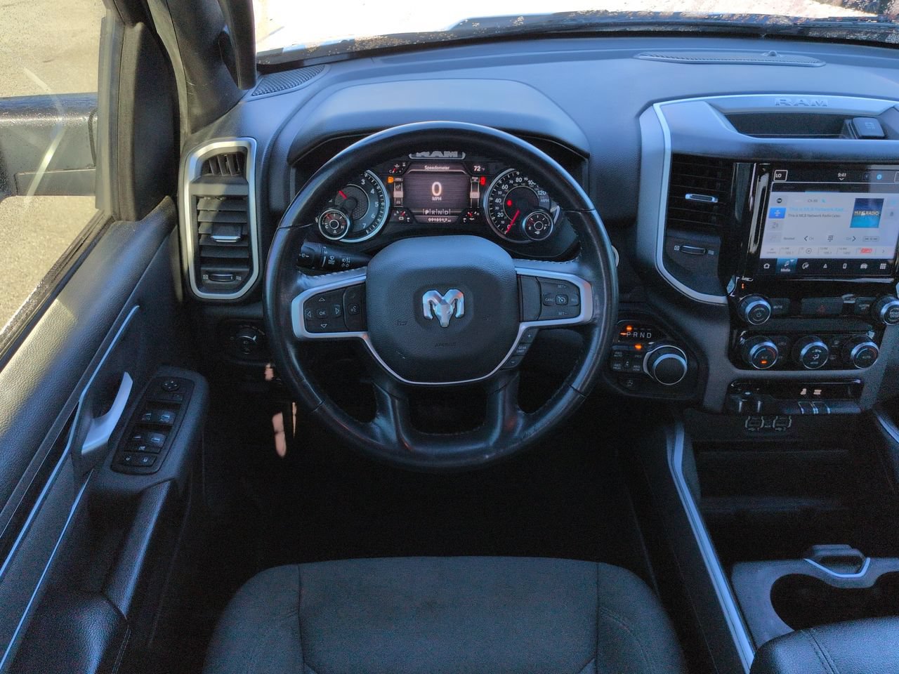 Used 2022 RAM 1500 Big Horn AWD/4WD image 14
