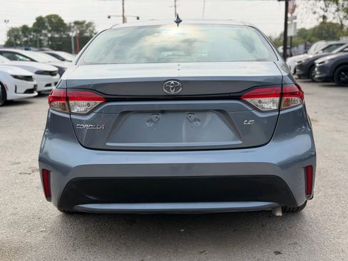 Used 2022 Toyota Corolla LE image 9