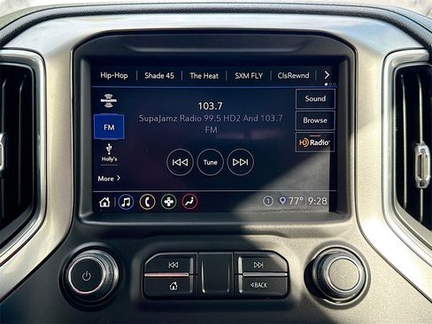 Used 2020 Chevrolet Silverado 1500 LT Trail Boss image 16