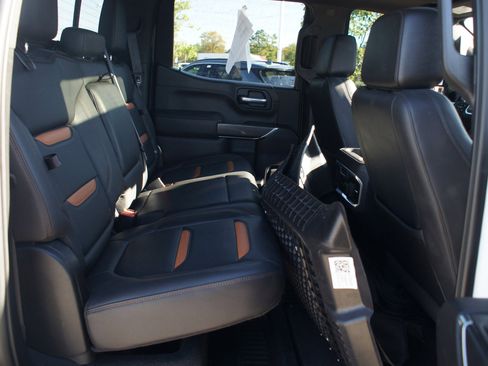 Used 2021 GMC Sierra 1500 AT4 w/ AT4 Premium Package image 22