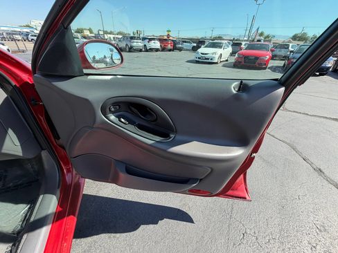 Used 1999 Ford Taurus SE FWD image 14