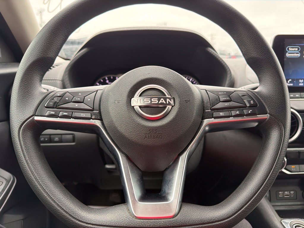 Used 2025 Nissan Sentra SV FWD image 24