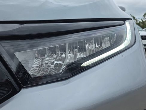 Used 2025 Honda Odyssey Elite image 9