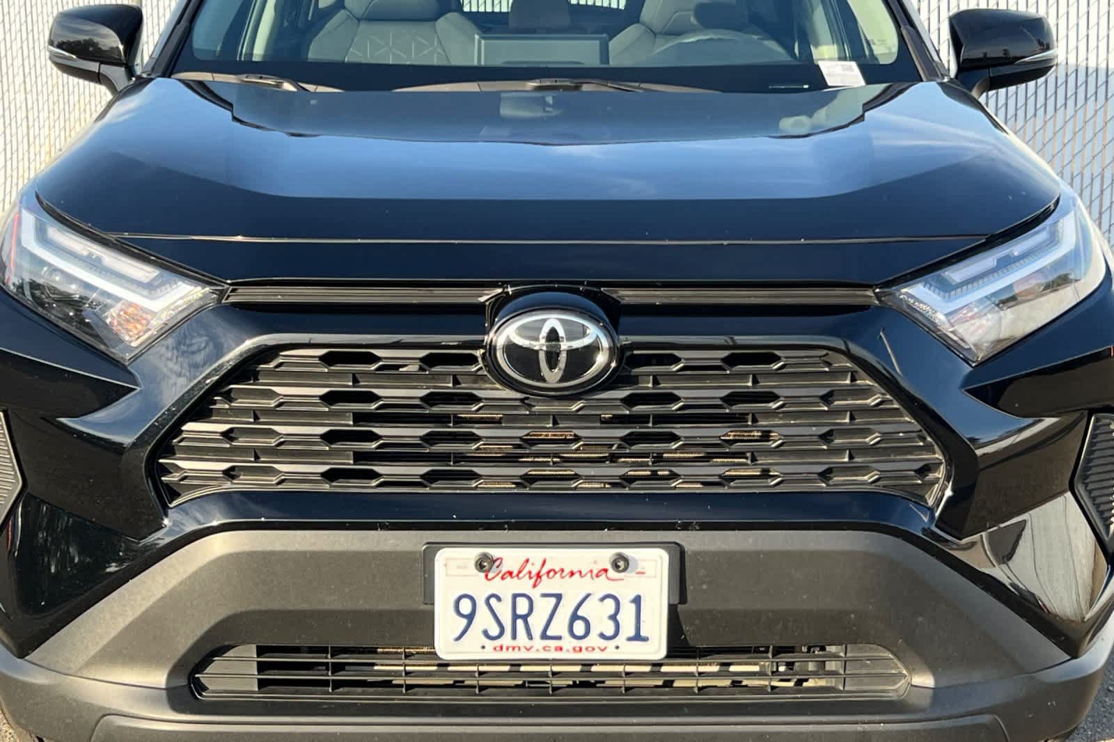 Used 2025 Toyota RAV4 XLE FWD image 15