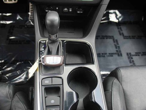 Used 2018 Hyundai Sonata Sport w/ Tech Package 05 FWD image 24