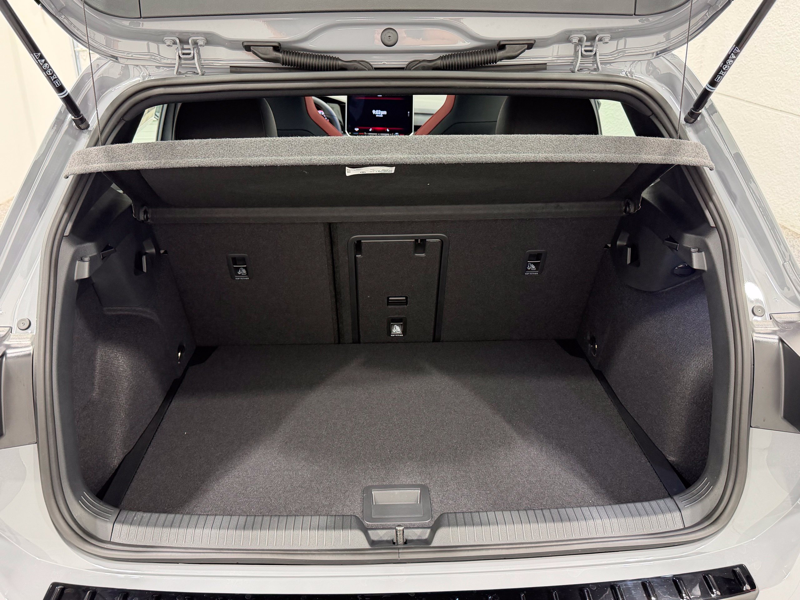 New 2026 Volkswagen GTI SE FWD image 25