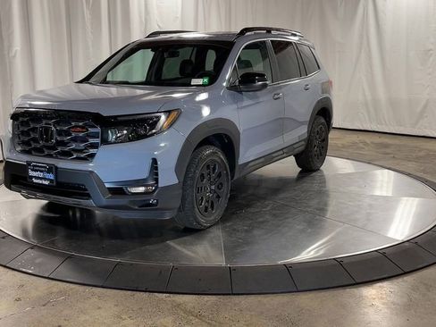 Used 2022 Honda Passport TrailSport image 4
