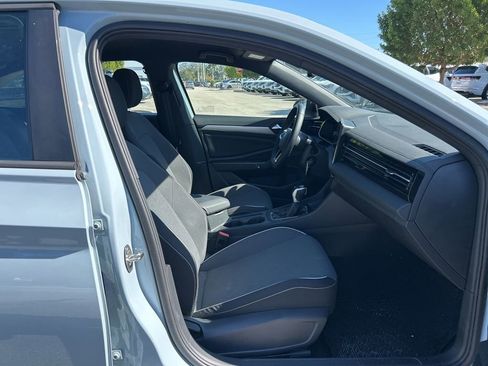 Used 2025 Volkswagen Jetta Sport image 41