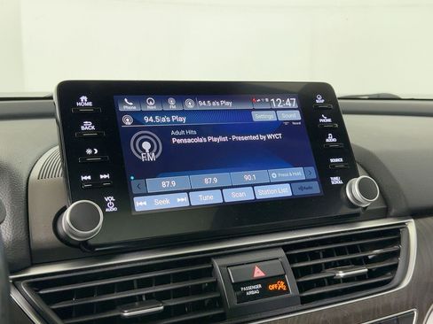 Used 2020 Honda Accord Touring image 21
