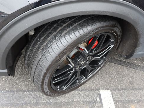 Used 2025 Ford Explorer ST image 43