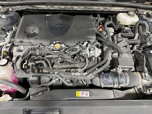 Used 2025 Toyota Camry LE FWD image 24