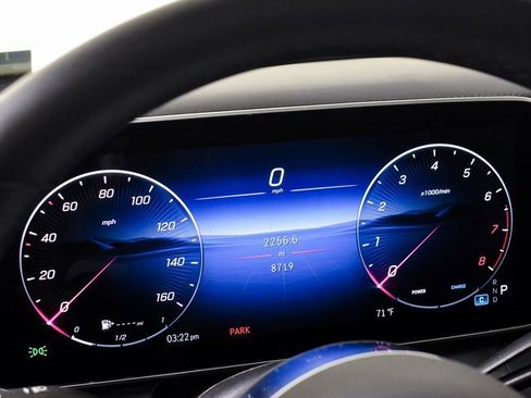 Certified 2025 Mercedes-Benz GLC 300 image 23